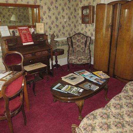 Edith Palmer'S Country Inn, Historical Bed & Breakfast 버지니아시티 외부 사진
