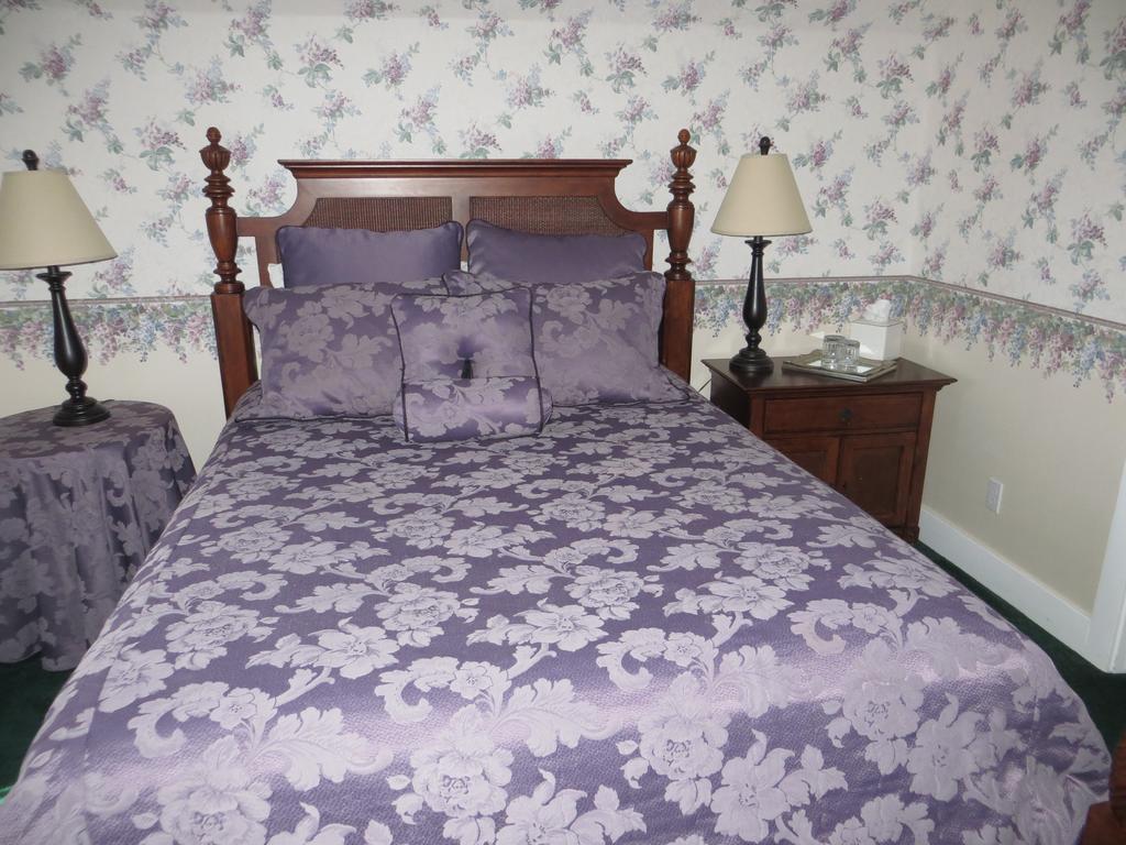 Edith Palmer'S Country Inn, Historical Bed & Breakfast 버지니아시티 외부 사진