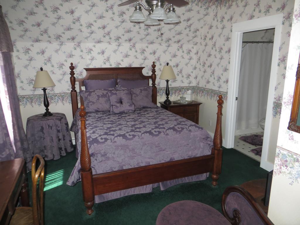 Edith Palmer'S Country Inn, Historical Bed & Breakfast 버지니아시티 외부 사진
